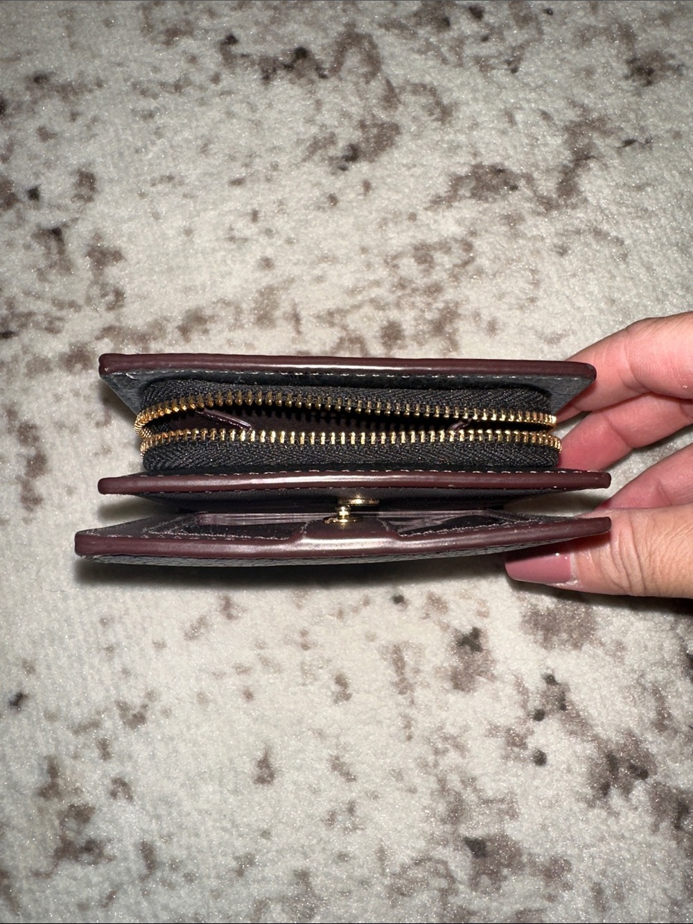 COACH Women’s snap leather wallet with Coach Heritage - Picture 7 of 7